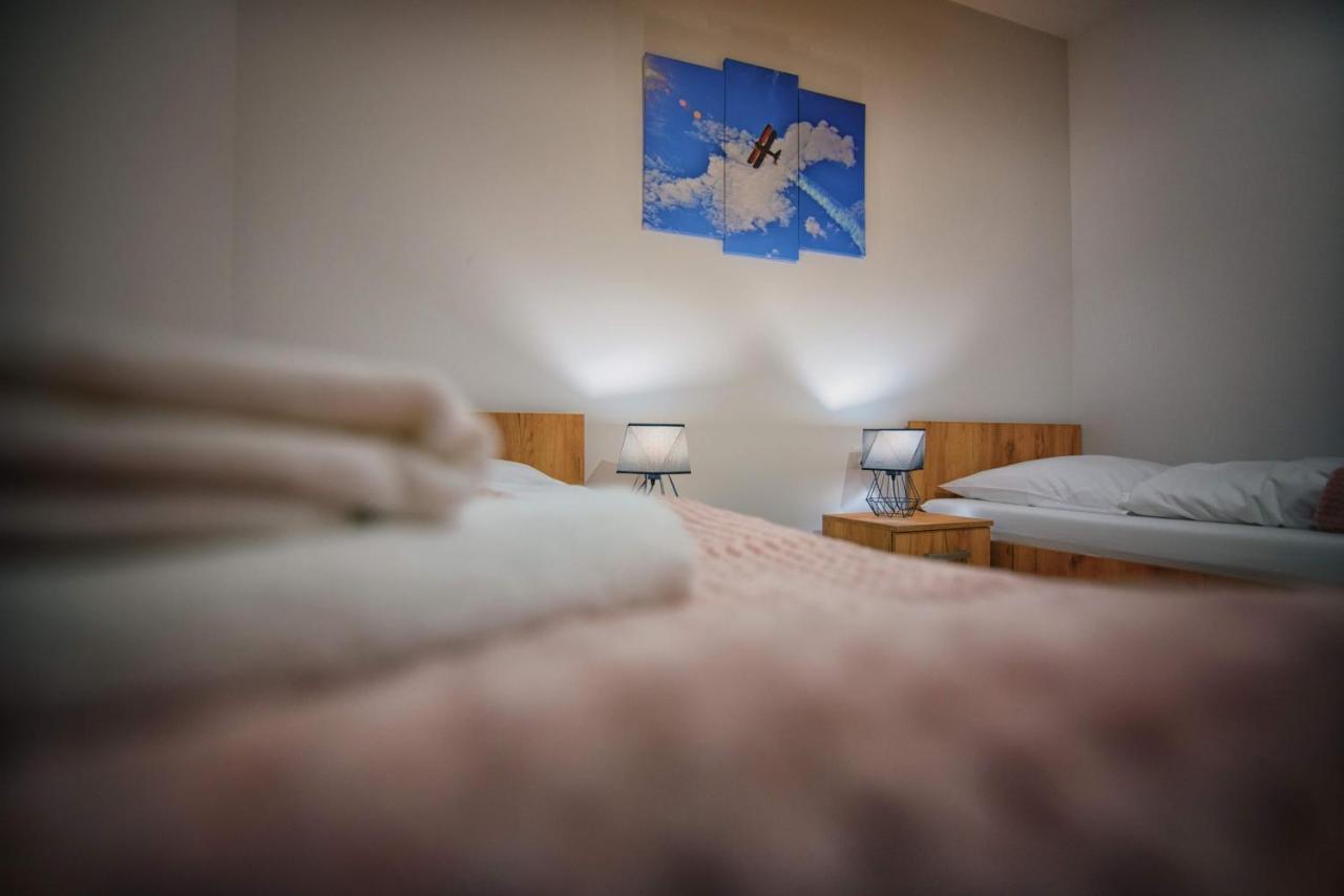 Blue Sky - Apartamenty Zator Eksteriør bilde